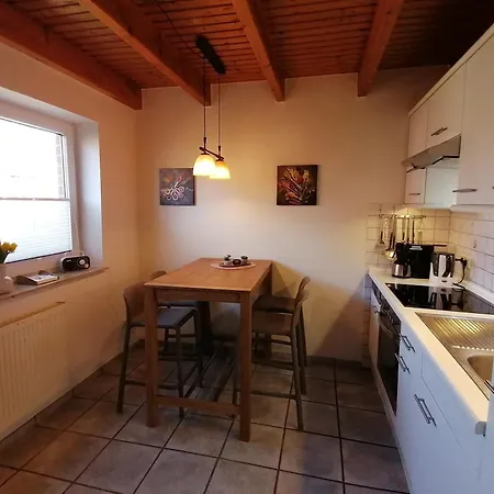 Osterhuus - Gemuetlich, Familienfreundlich, Wallbox, Wlan, 3-sterne, Im Zentrum Von Feriehus Neßmersiel