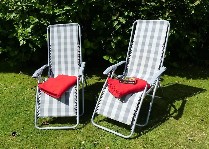 Tatil Evi Osterhuus - Gemuetlich, Familienfreundlich, Wallbox, Wlan, 3-sterne, Im Zentrum Von *